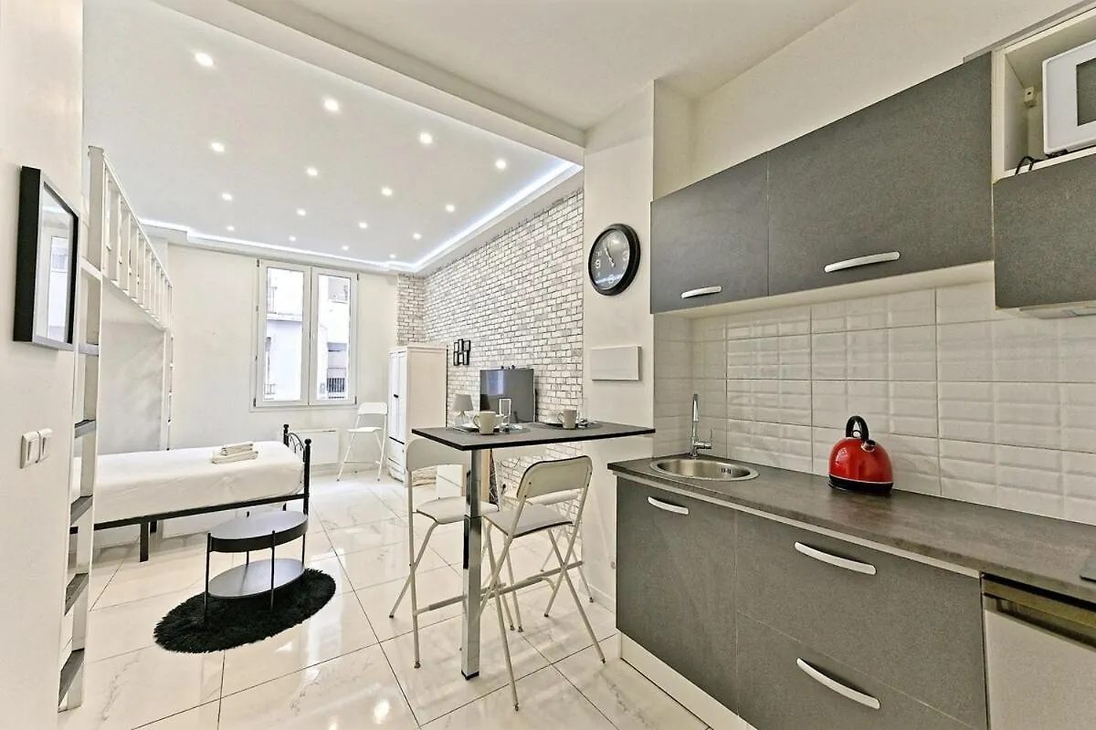 Studio Cosy Proche De Montmartre Charme Du 18E Paris